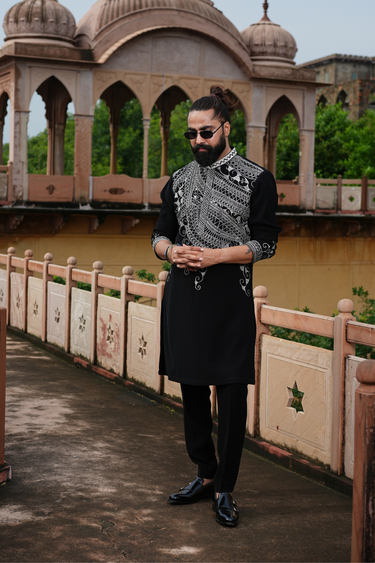 Noir Zari Kurta