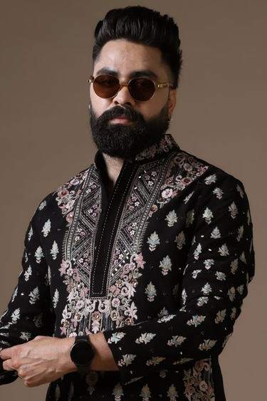 Noir Blossom Kurta Set
