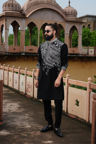 Noir Zari Kurta