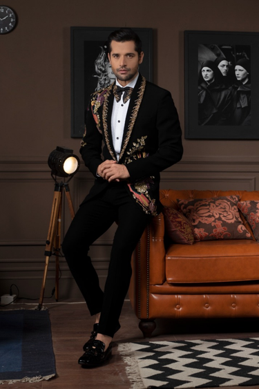 The Royal Lapel Tuxedo