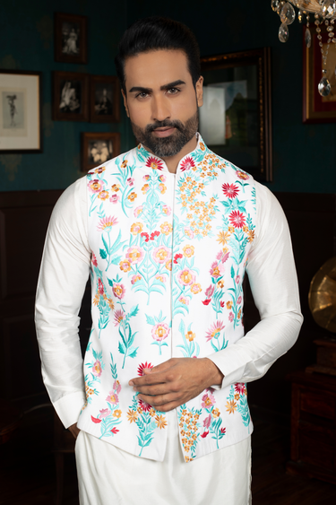 Chikankari Bundi Set