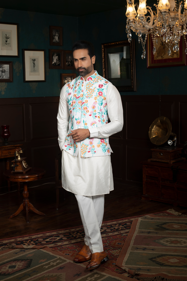 Chikankari Bundi Set